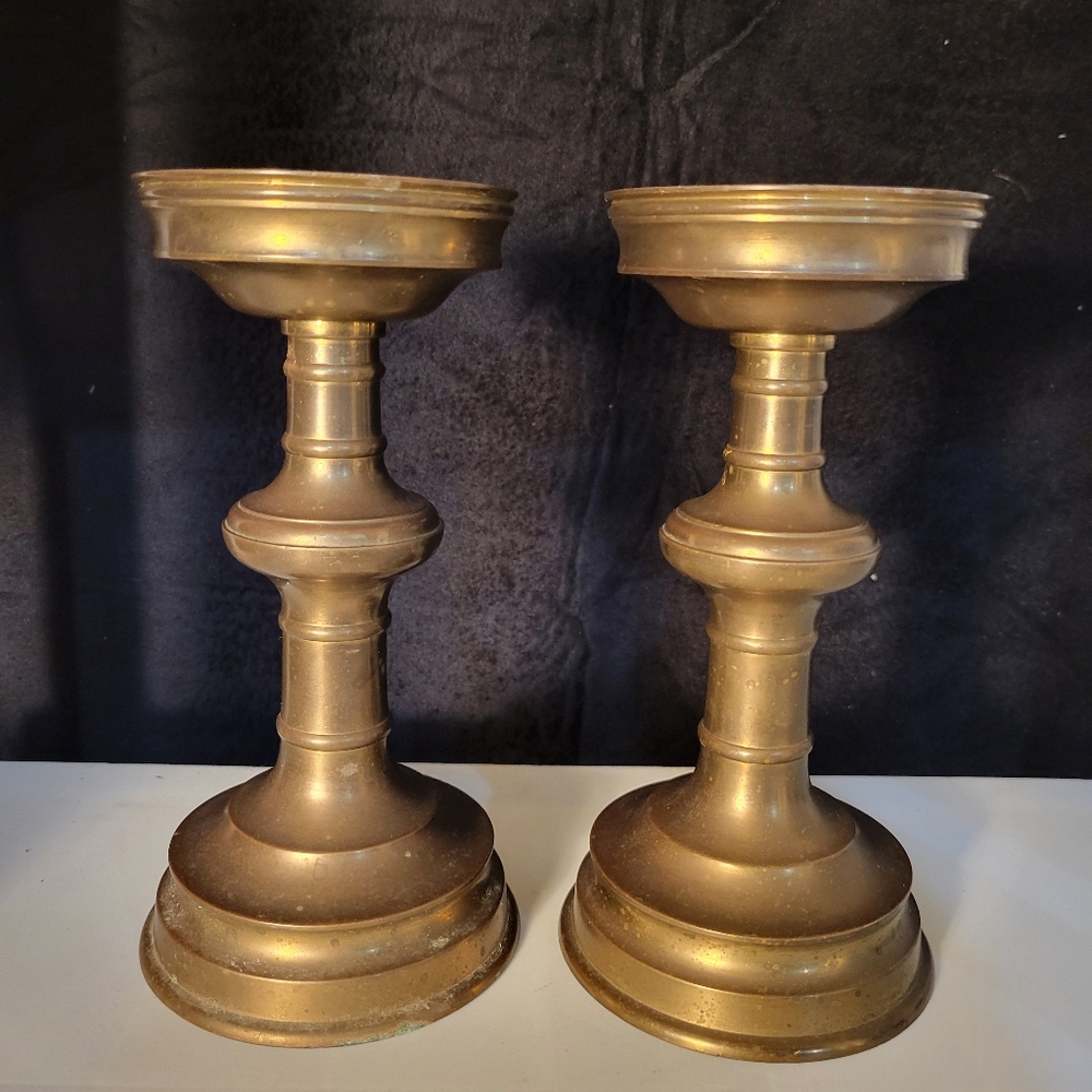 Vintage Set Of 2 Brass Candlestick Holders